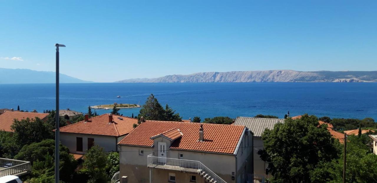 Ferienwohnung Nina Seaview Novi Vinodolski Exterior foto