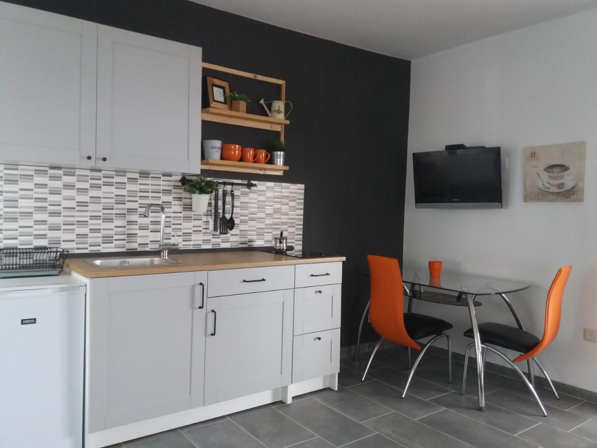 Ferienwohnung Nina Seaview Novi Vinodolski Exterior foto